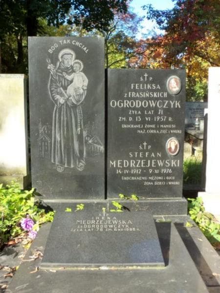 Zdjęcie grobu Feliksa Ogrodowczyk (2)