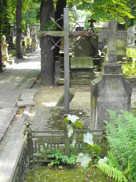 Zdjęcie grobu Kalikst Podkoński (2)