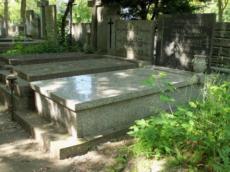 Zdjęcie grobu Adam Boboli (1)