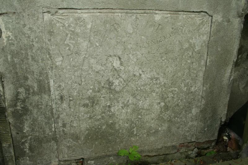 Zdjęcie grobu Dzięgielewscy (2)
