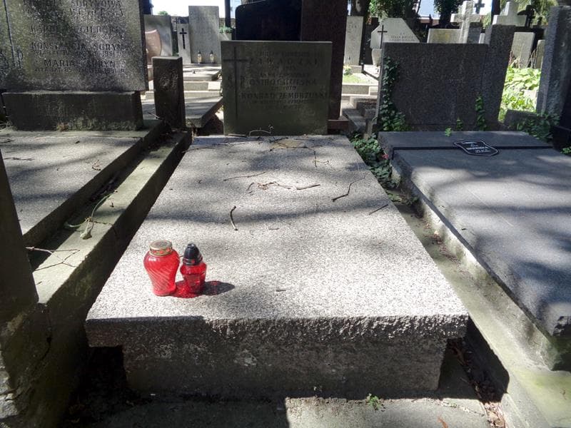 Zdjęcie grobu Konrad Zembrzuski (1)