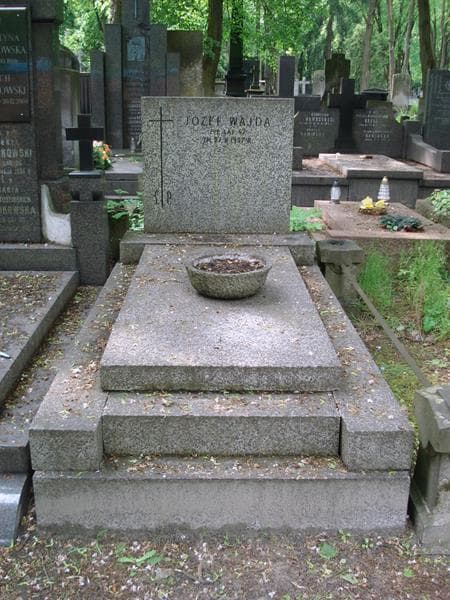 Zdjęcie grobu Józef Wajda (1)