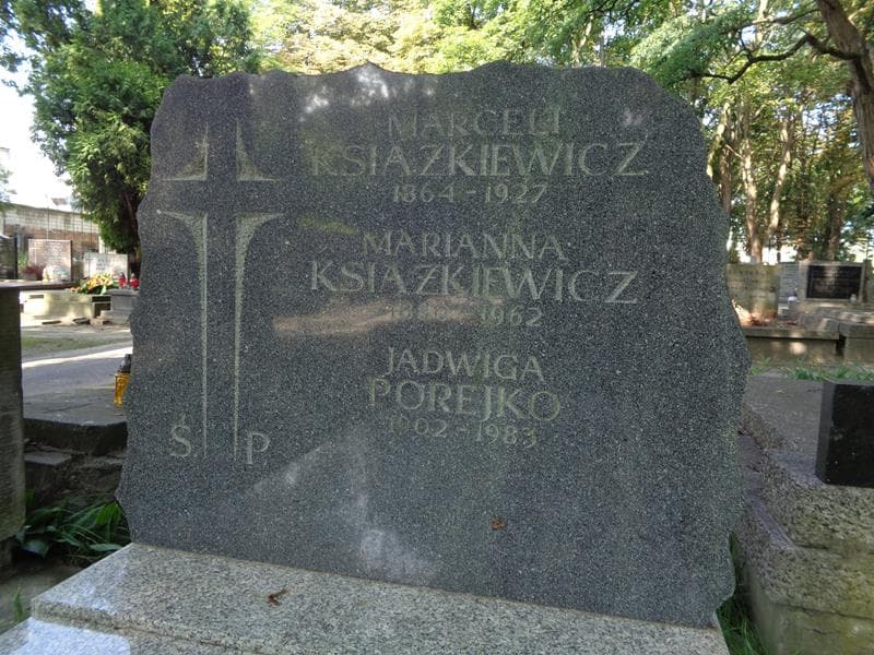 Zdjęcie grobu Marian Książkiewicz (2)