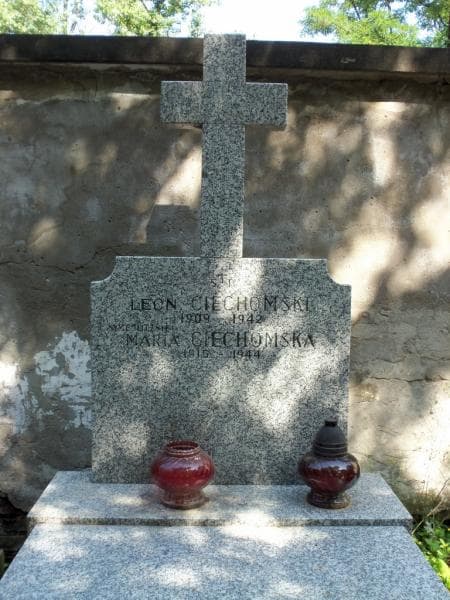 Zdjęcie grobu Leon Ciechomski (2)