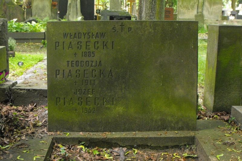 Zdjęcie grobu Józef Piasecki (2)