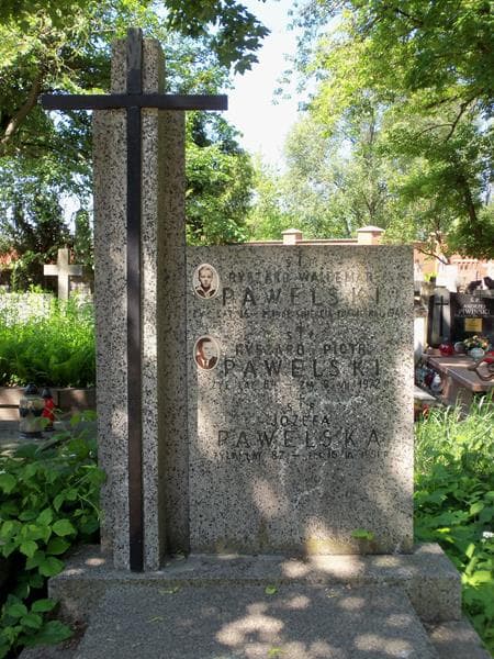 Zdjęcie grobu Józefa Pawelska (2)