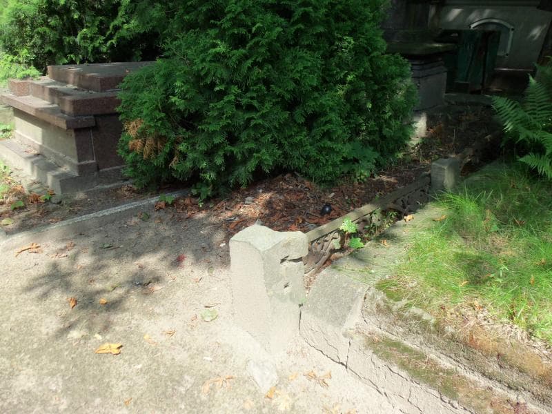 Zdjęcie grobu Pole Grobowe (1)