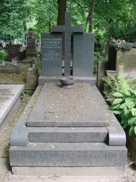 Zdjęcie grobu Jan Słoński (1)