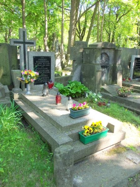 Zdjęcie grobu Andrzej Hadrian (2)