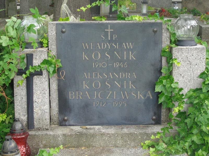 Zdjęcie grobu Aleksandra Kośnik Brajczewska (2)