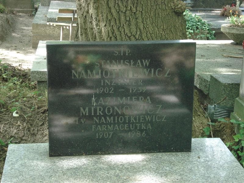 Zdjęcie grobu Stanisław Namiotkiewicz (2)