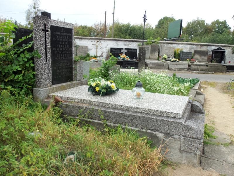 Zdjęcie grobu Sylwuś Żółtowski (1)