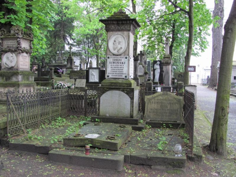 Zdjęcie grobu Kornelja Horn (2)