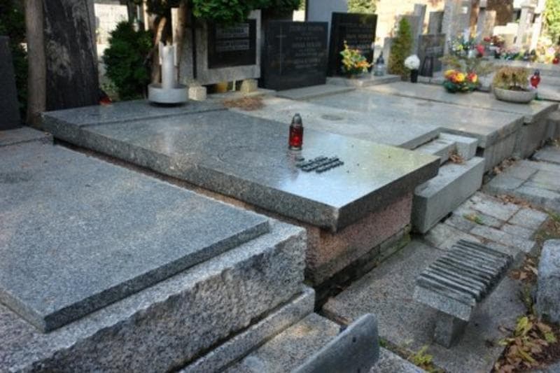 Zdjęcie grobu Wiktor Kliglich (2)