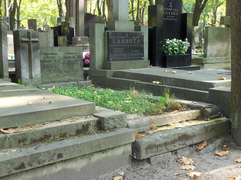 Zdjęcie grobu Władysława Nowacka (1)