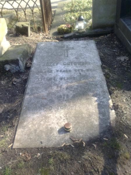 Zdjęcie grobu Józef Gutowski (1)