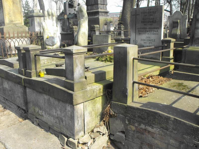 Zdjęcie grobu Jan Pawłowicz (1)