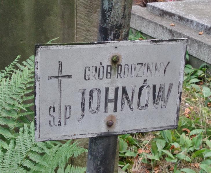 Zdjęcie grobu Johnowie (2)