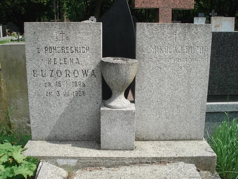 Zdjęcie grobu Helena Bużorowa (1)