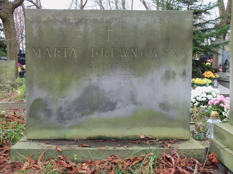 Zdjęcie grobu Marta Drewnowska (2)