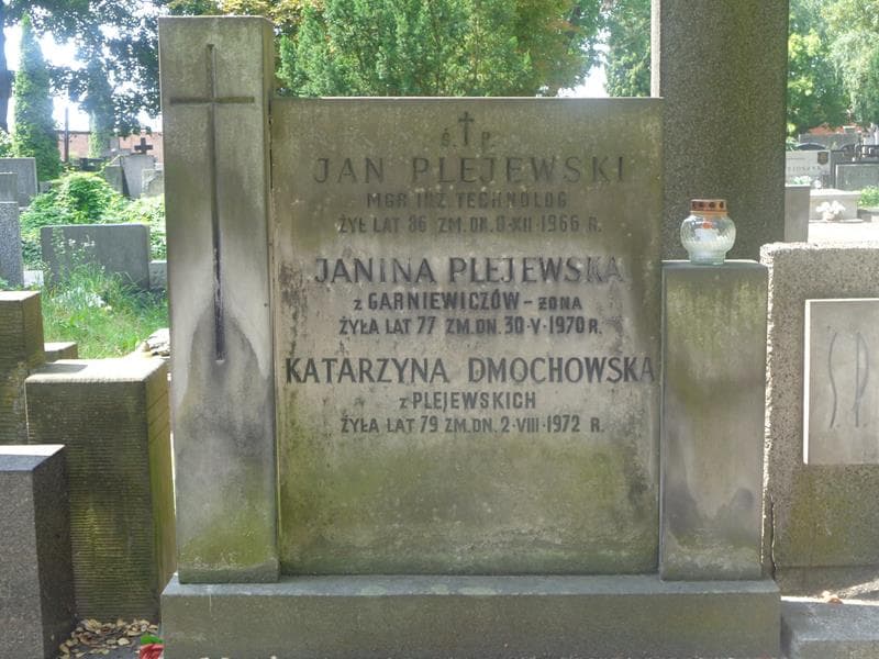 Zdjęcie grobu Jan Plejewski (2)