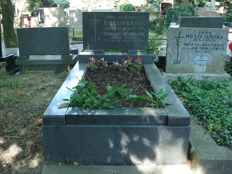 Zdjęcie grobu Janina Bielobradek (1)