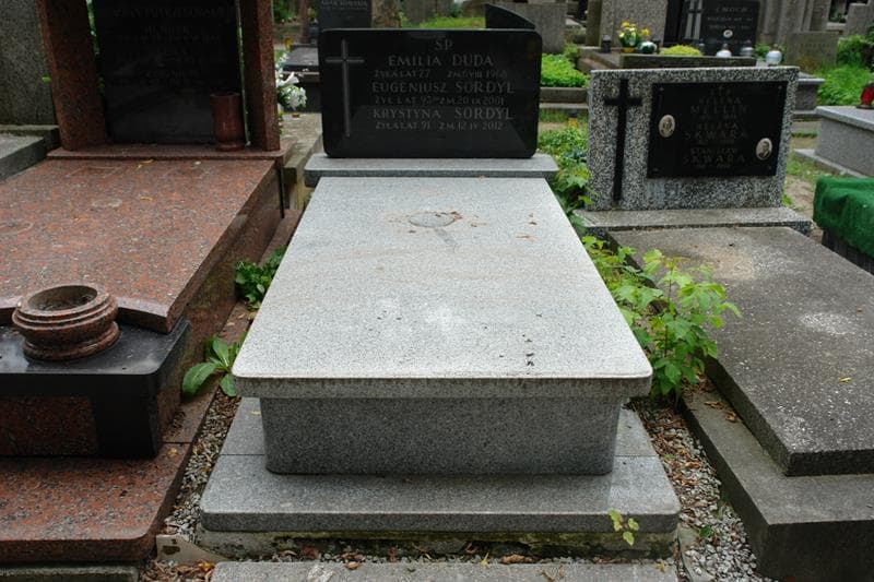 Zdjęcie grobu Emilia Duda (1)