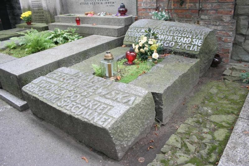 Zdjęcie grobu Maria Grzegorzewska (3)