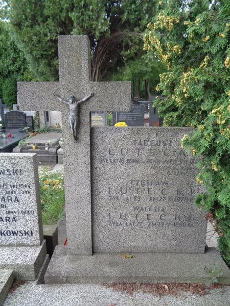 Zdjęcie grobu Waleria Lutecka (2)