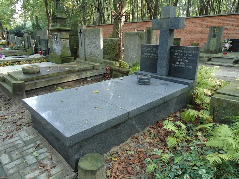 Zdjęcie grobu Krystyna Hennigowa (1)