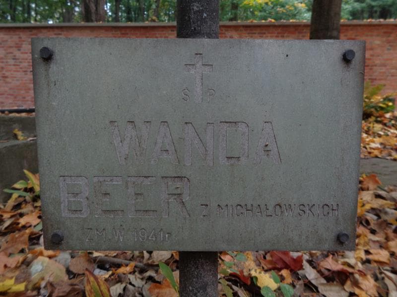 Zdjęcie grobu Wanda Beer (2)