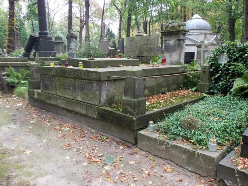 Zdjęcie grobu Emilja Makólska (1)