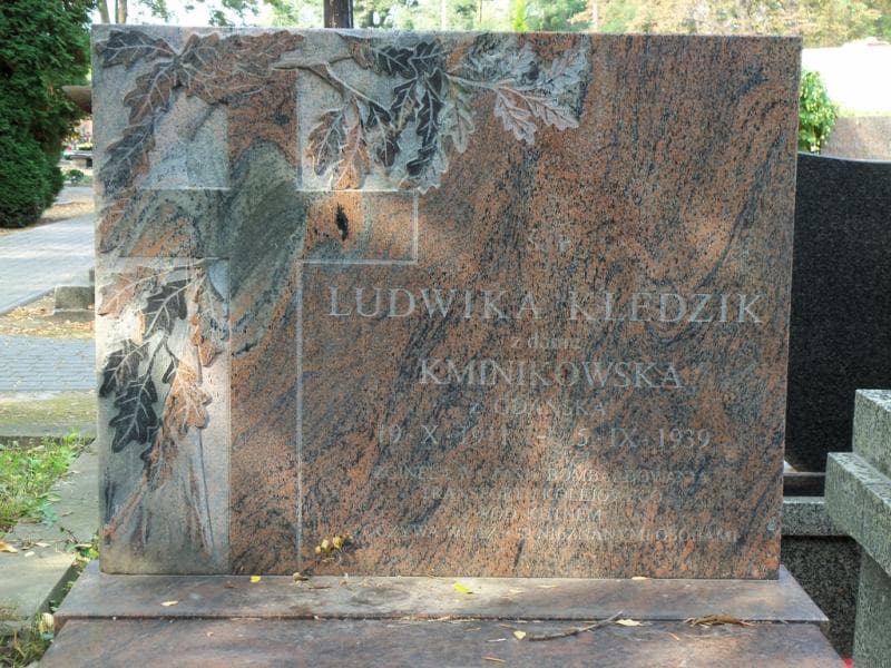 Zdjęcie grobu Ludwika Kledzik (2)