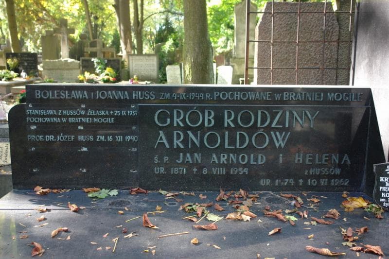 Zdjęcie grobu Helena Arnold (2)