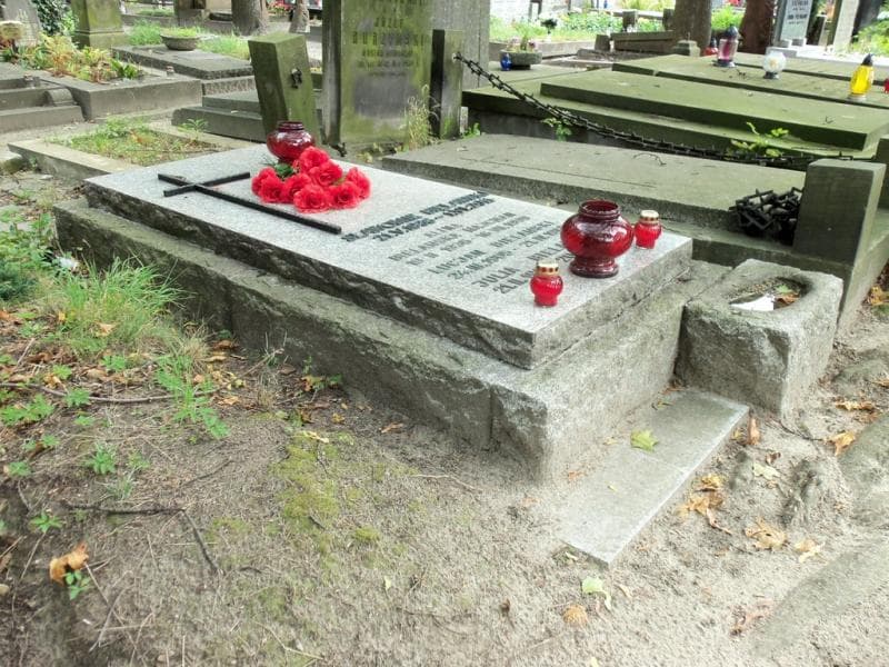 Zdjęcie grobu Julia Bielawska (1)