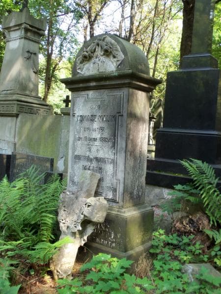 Zdjęcie grobu Eleonora Malik (2)