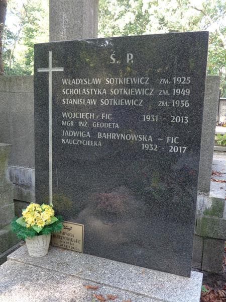 Zdjęcie grobu Jadwiga Bahrynowska-Fic (2)