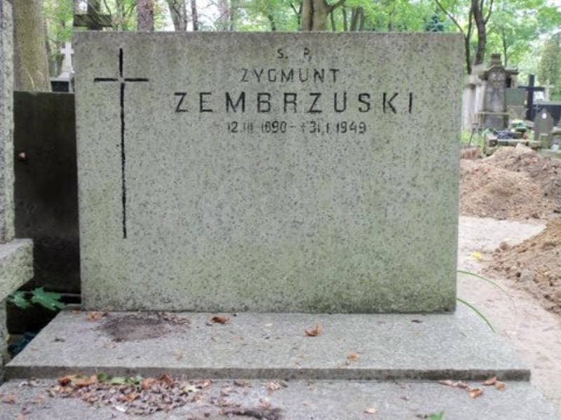 Zdjęcie grobu Zygmunt Zembrzuski (2)
