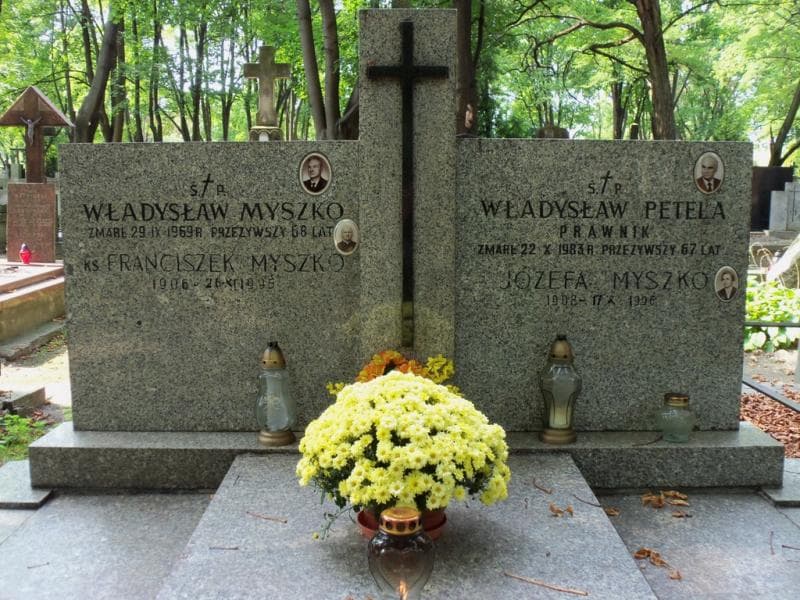 Zdjęcie grobu Władysław Petela (2)