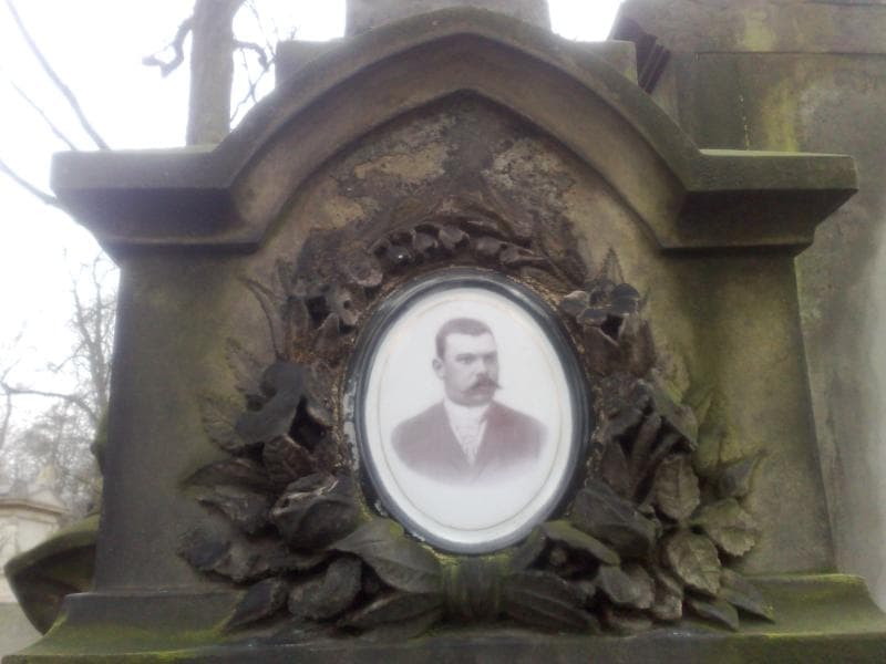 Zdjęcie grobu Edward Gondecki (2)
