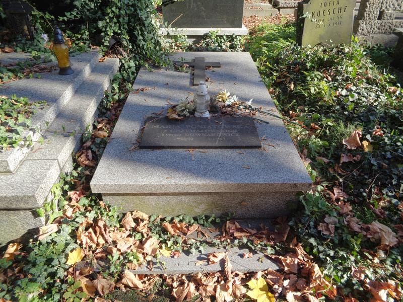 Zdjęcie grobu Maria Poniatowska (1)