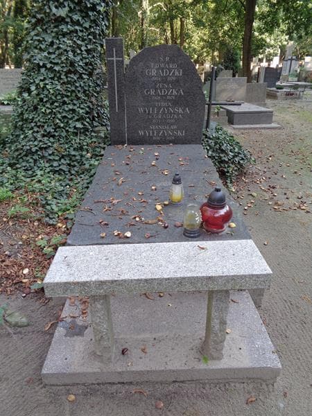 Zdjęcie grobu Lidia Wyleżyńska (1)