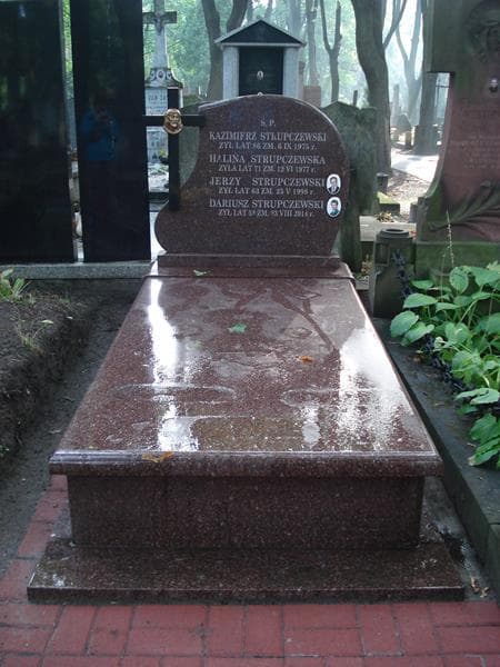 Zdjęcie grobu Jerzy Strupczewski (1)
