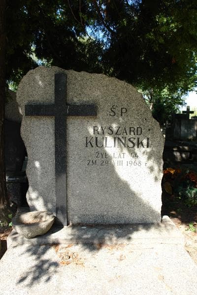 Zdjęcie grobu Ryszard Kuliński (2)
