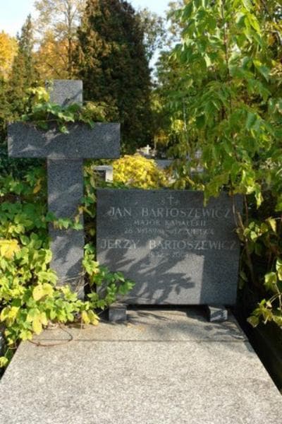 Zdjęcie grobu Jerzy Bartoszewicz (2)