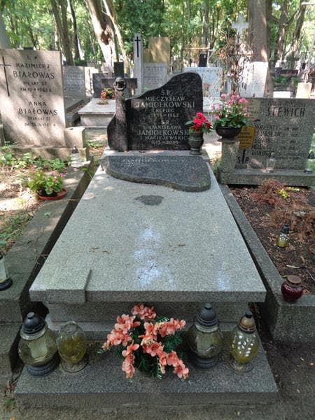 Zdjęcie grobu Stanisława Jamiołkowska (1)