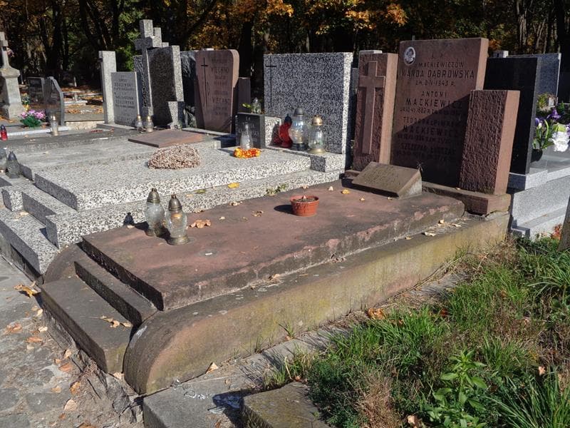 Zdjęcie grobu: Wanda Dąbrowska