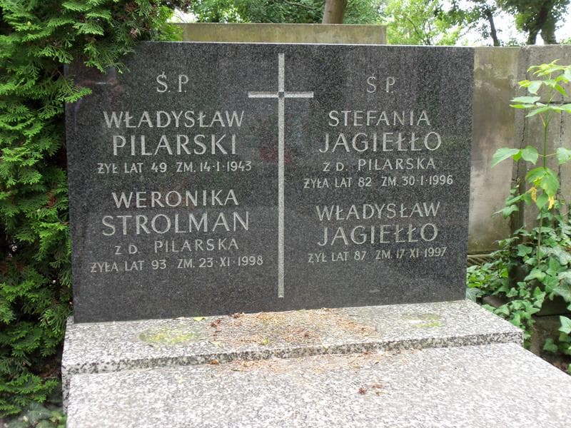 Zdjęcie grobu Weronika Strolman (2)