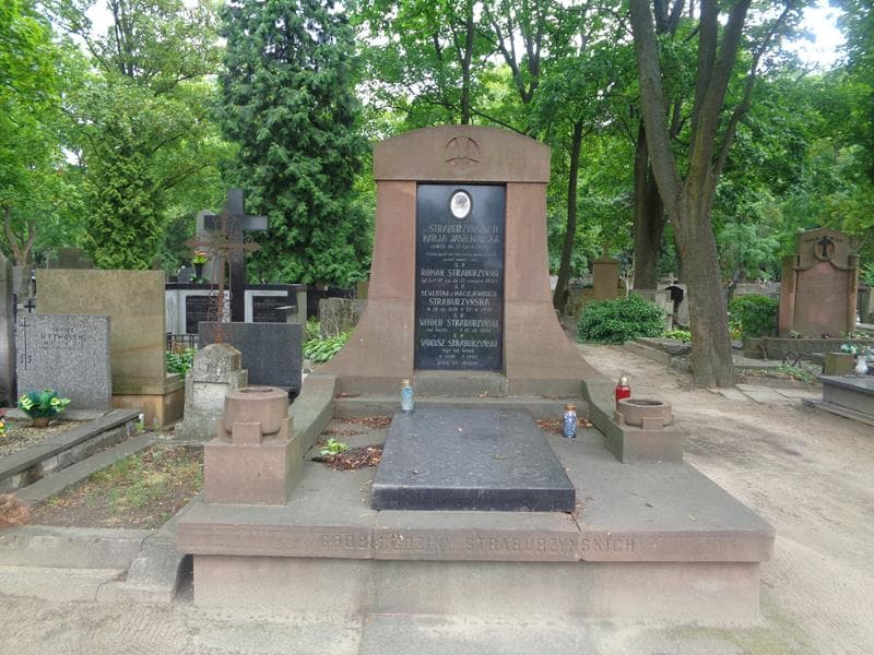 Zdjęcie grobu Witold Straburzyński (1)