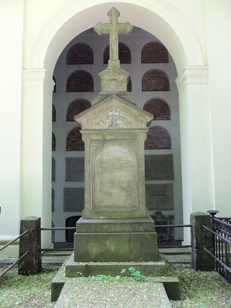 Zdjęcie grobu Antoni Żwan (2)